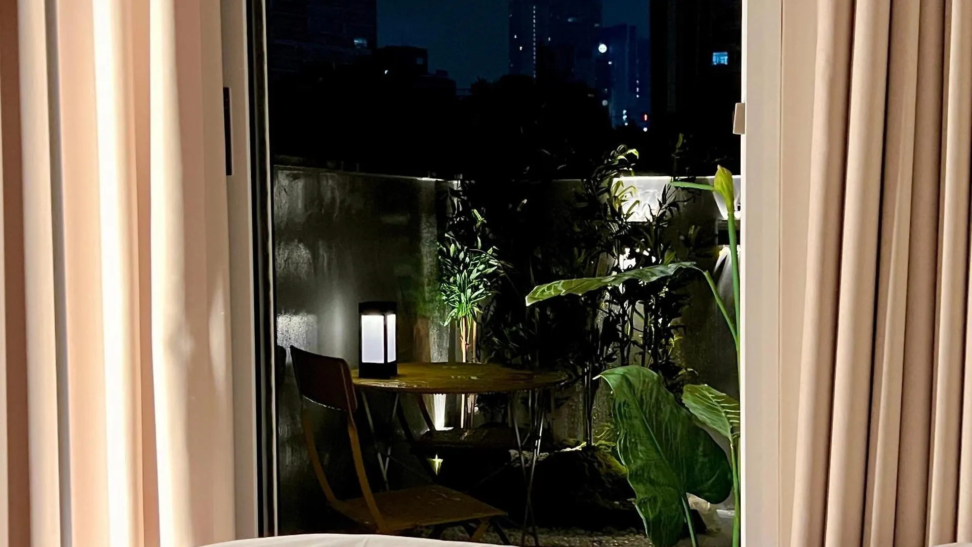Doboy House Apartment Seoul